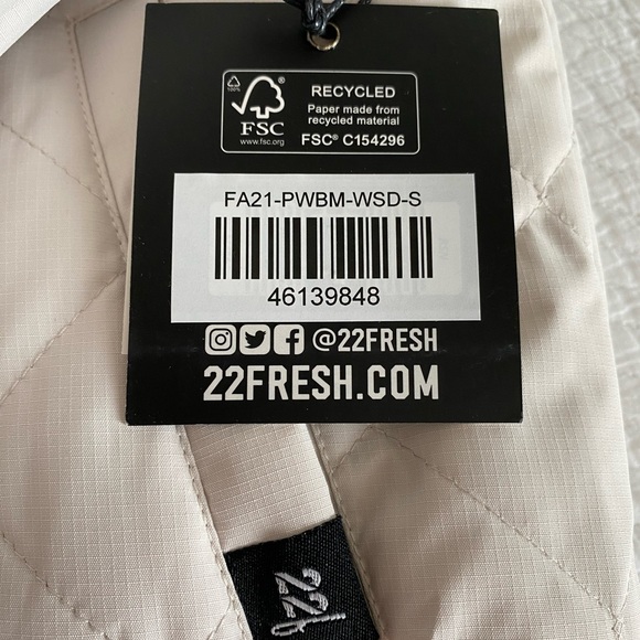 Ladies bomber jacket - Picture 3 of 8